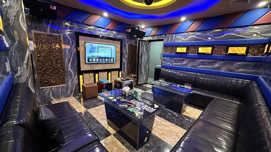 다낭 강남 가라오케 이미지